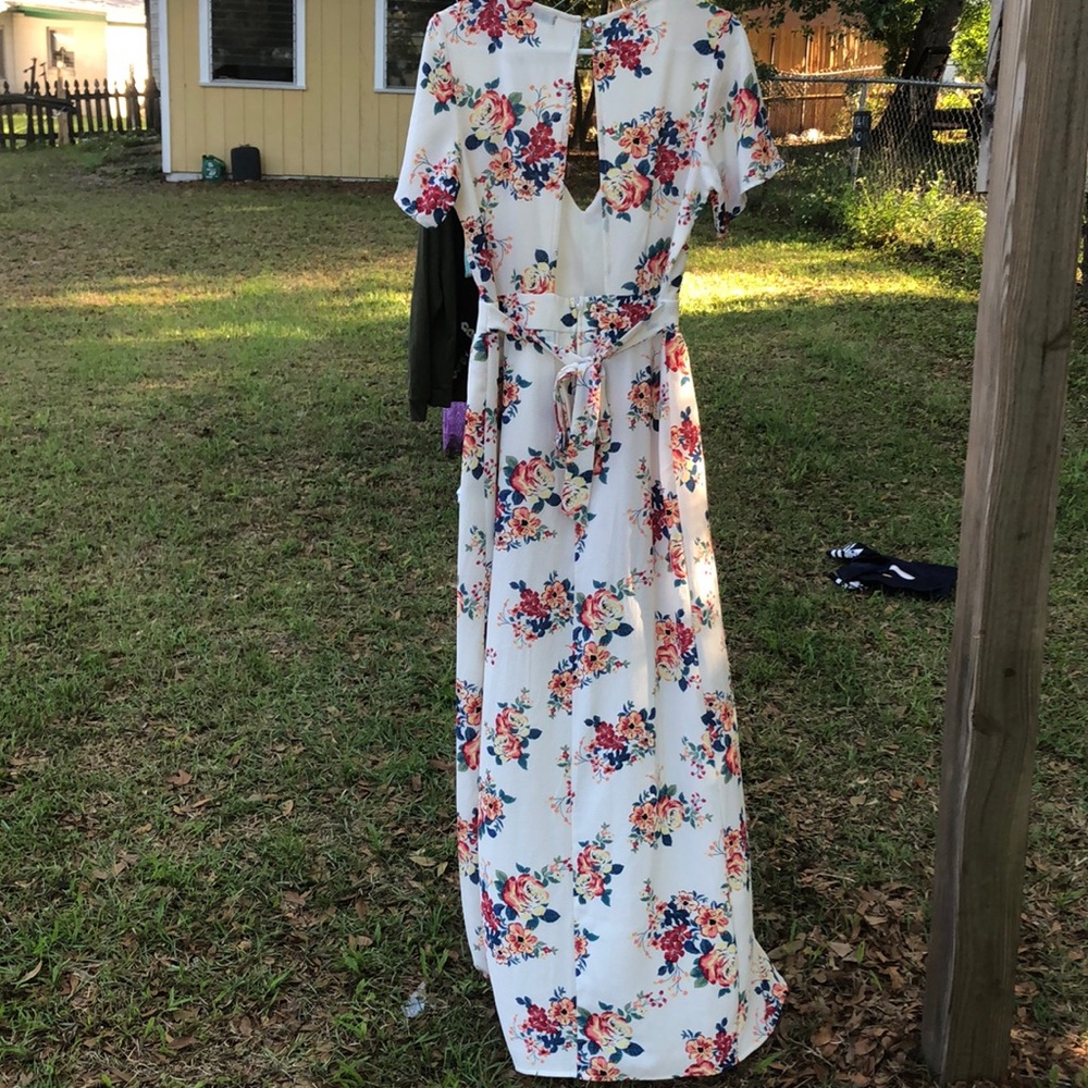 Floral romper - Picture 2 of 8